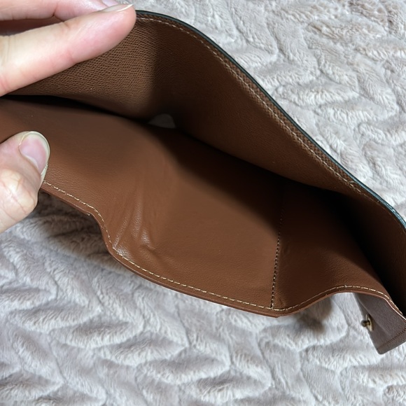 Louis Vuitton Victorine wallet - Picture 8 of 12